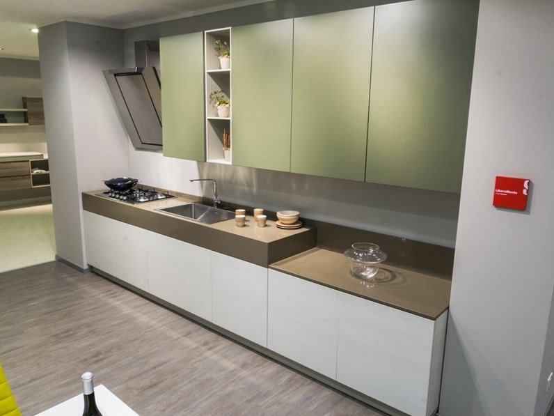 Cucina moderna lineare Scavolini Liberamente a prezzo scontato Cucina moderna lineare Scavolini Liberamente a prezzo scontato