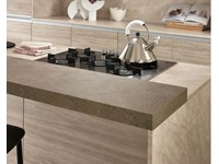 cucina moderna rovere terra essenza con isola attrezzata