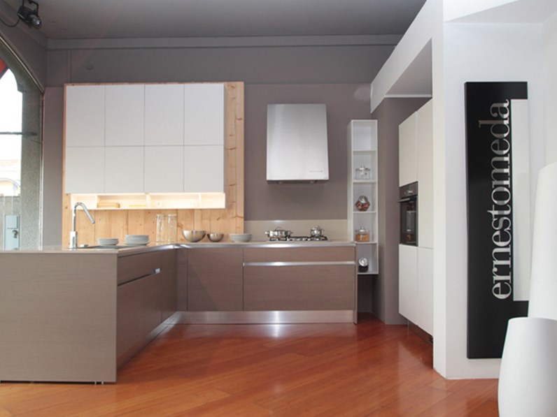 Cucina Ernestomeda One scontato del -42 % Cucina Ernestomeda One scontato del -42 %