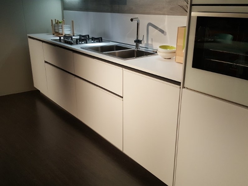 Cucina Orange evo design bianca lineare Snaidero Cucina Orange evo design bianca lineare Snaidero