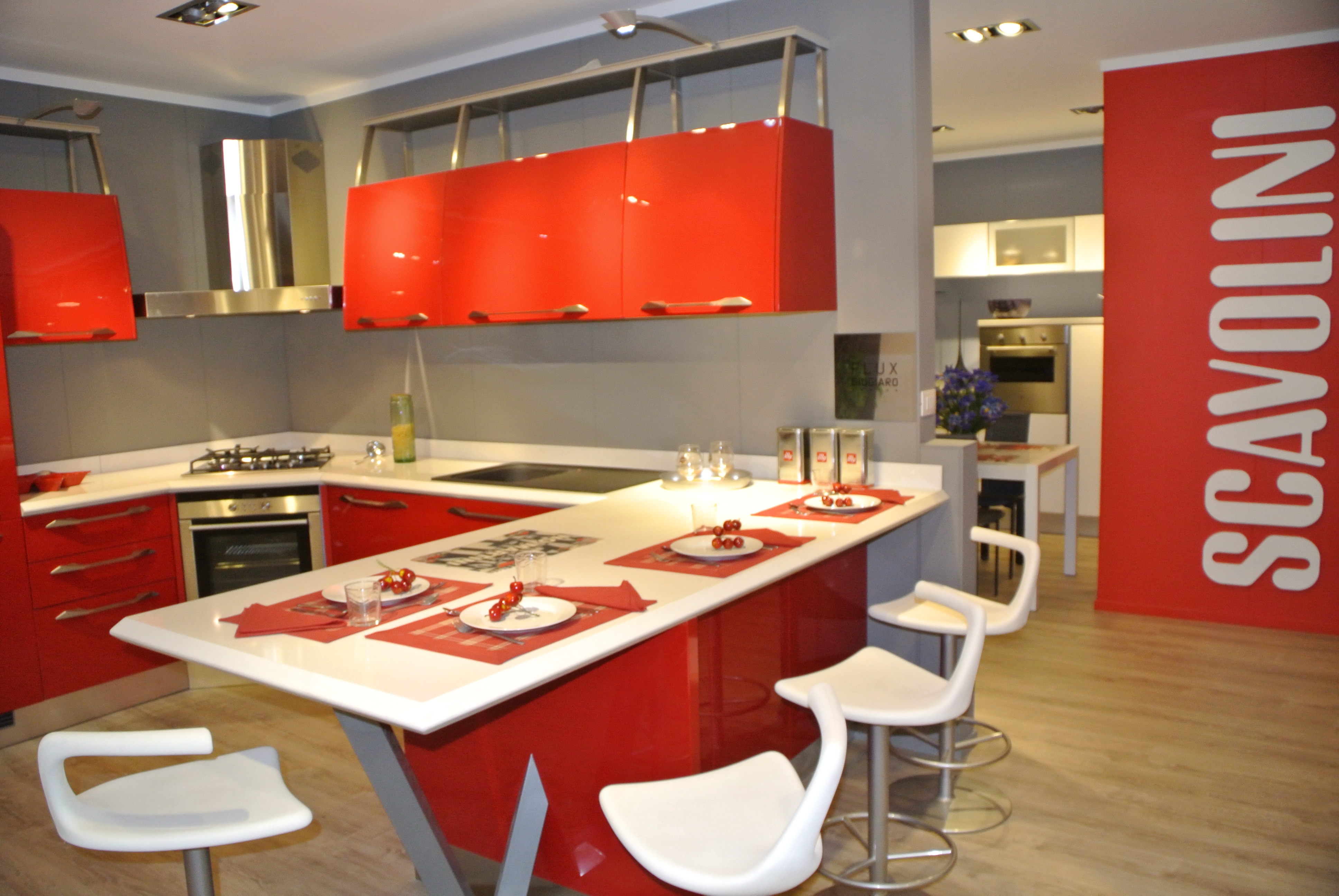 Beautiful cucine rosse moderne images design & ideas 2017 candp.us Cucine moderne rosse