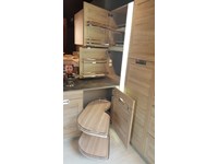 offerte cucina molto accessoriata con vani estraibili