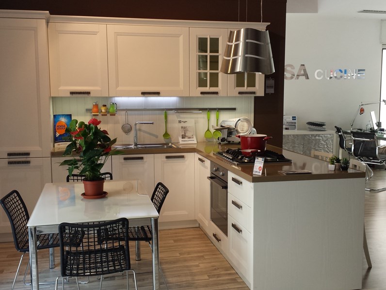 Stosa Cucine Cucina Beverly Classica Legno bianca Stosa Cucine Cucina Beverly Classica Legno bianca