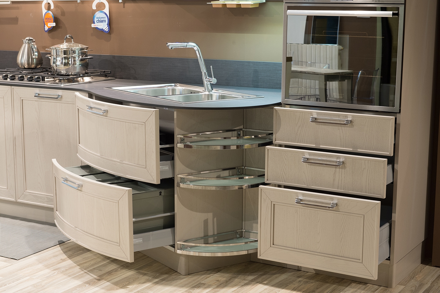 Maxim Stosa. Simple Handsome And Popped Out Modern Kitchen Interior ... Maxim Stosa. Simple Handsome And Popped Out Modern Kitchen Interior ...