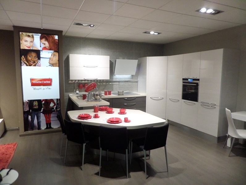 Veneta Cucine modello Carrera Veneta Cucine modello Carrera