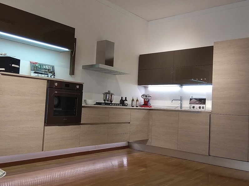 Cucina Veneta Cucine ETHICA DEK angolare con top in quarzo Cucina Veneta Cucine ETHICA DEK angolare con top in quarzo