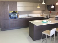 cucina pedini con penisola scontata del 30% riccione