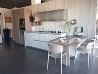 Doimo Cucine Cucina con penisola Easy scontato del -30 %
