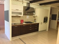 cucina lineare di esposizione in offerta