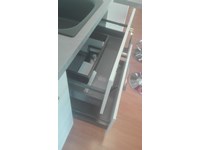 Mobilturi Cucina Gaia scontato del -50 %, dettaglio cesti estrazione totale ed ammortizzata