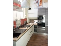 CUCINA MODERNA ANGOLARE CON GOLA CONVENIENZA