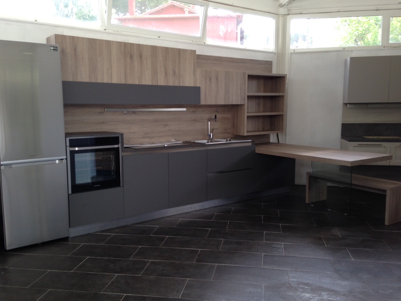 Outlet arredamento lazio