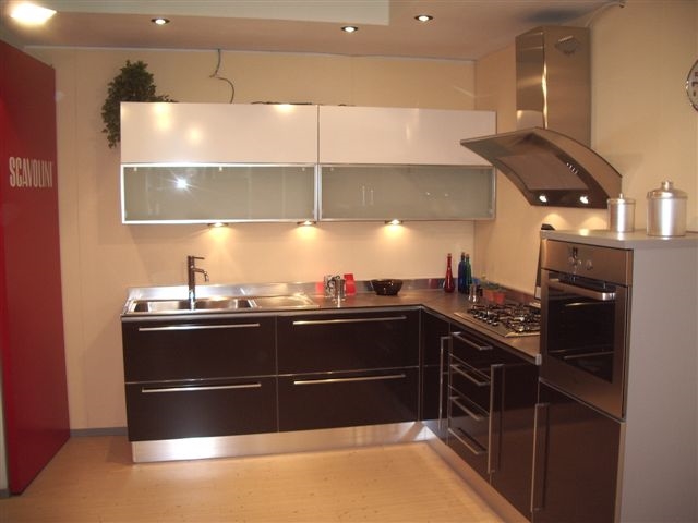 Cucina scavolini dream neutra laminato lucido cucine a prezzi ... Top laminato postformato rovere grigio