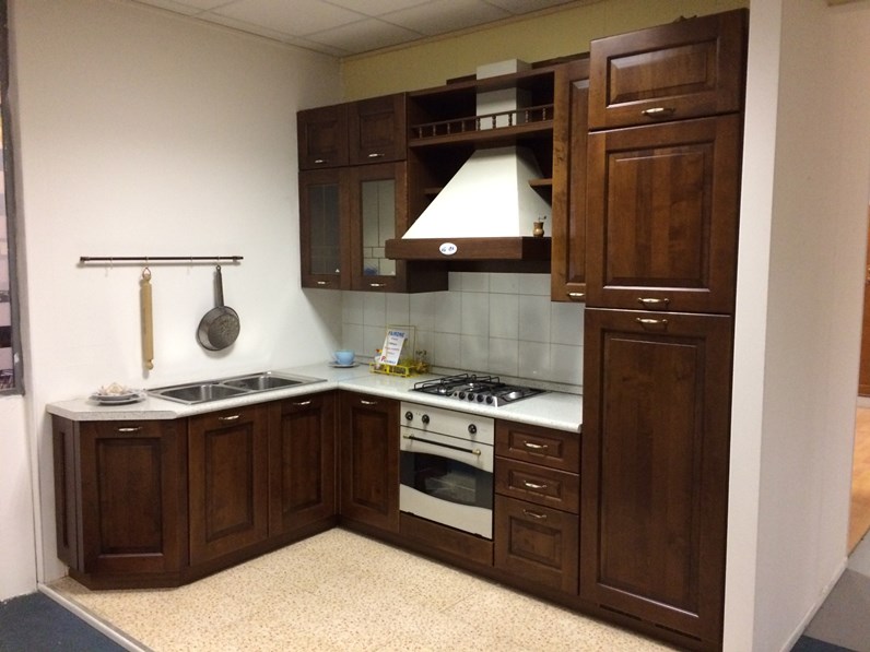 OFFERTA SVENDITA! cucina CLAUDIA NOCE ad angolo 270x195cm CUCINE STORE OFFERTA SVENDITA! cucina CLAUDIA NOCE ad angolo 270x195cm CUCINE STORE