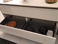 Outlet Cucina Arredo3 in vetro e laccato lucido modello Glass e Time con piano in Dekton