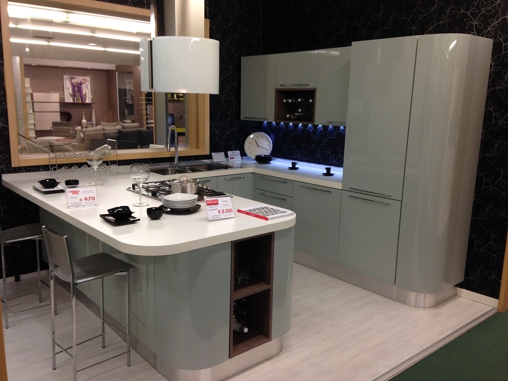 Prezzi veneta cucine piacenza outlet: offerte e sconti