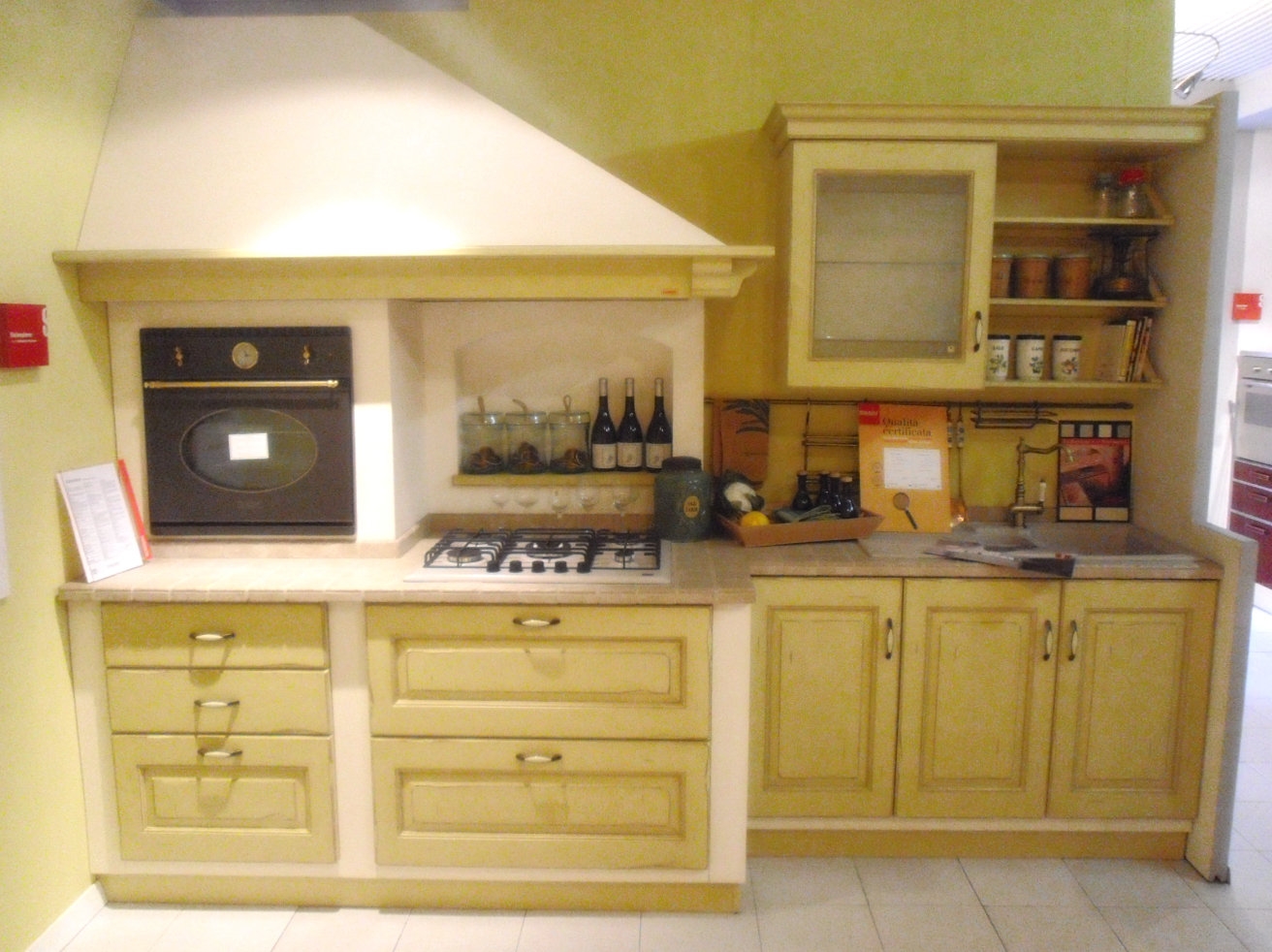 Scavolini belvedere gialla 4499 cucine a prezzi scontati