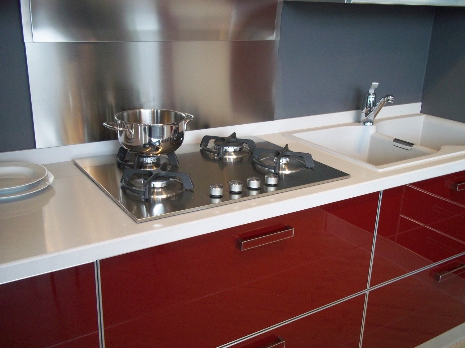 Scavolini crystal vetro rosso 4192 cucine a prezzi scontati