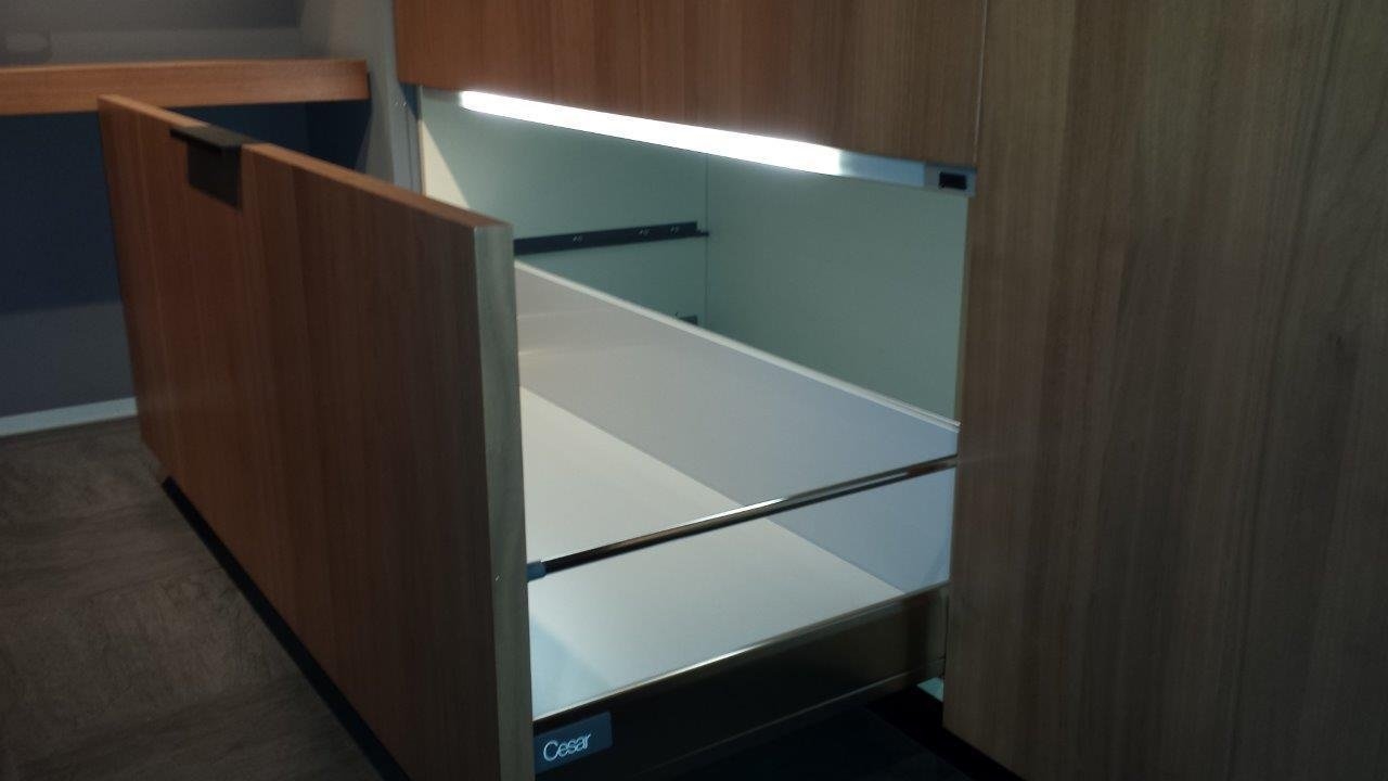 Scontatissima cesar yara legno cucine a prezzi scontati