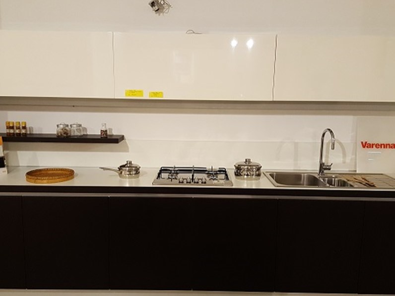 Varenna Cucina Alea scontato del -50 % Varenna Cucina Alea scontato del -50 %