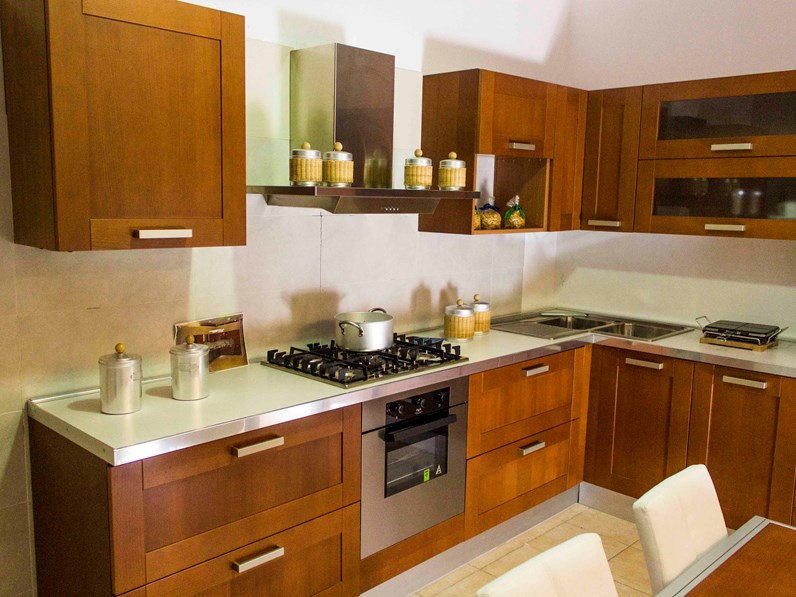 Veneta Cucine Cucina California, colore ciliegio scontato del -68 % Veneta Cucine Cucina California, colore ciliegio scontato del -68 %