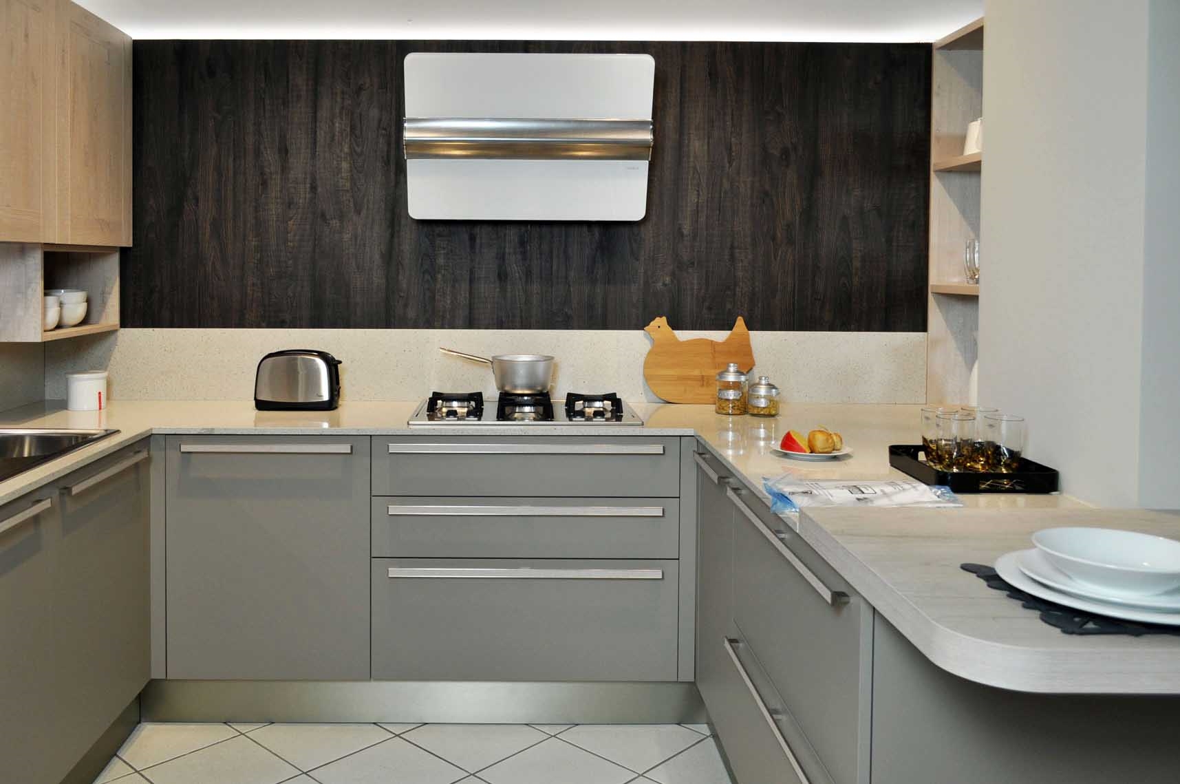 Veneta cucine ethica con penisola scontata per rinnovo esposizione ...