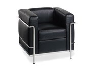 Poltrona Alivar pelle nera Le Corbusier scontata