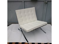 Barcelona Poltrona - L.Mies Van Der Rohe -Produzione by Proiezione -Colore Pelle Bianca