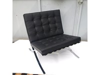 Barcelona Poltrona - L.Mies Van Der Rohe -Produzione by Proiezione -Colore Pelle Nera
