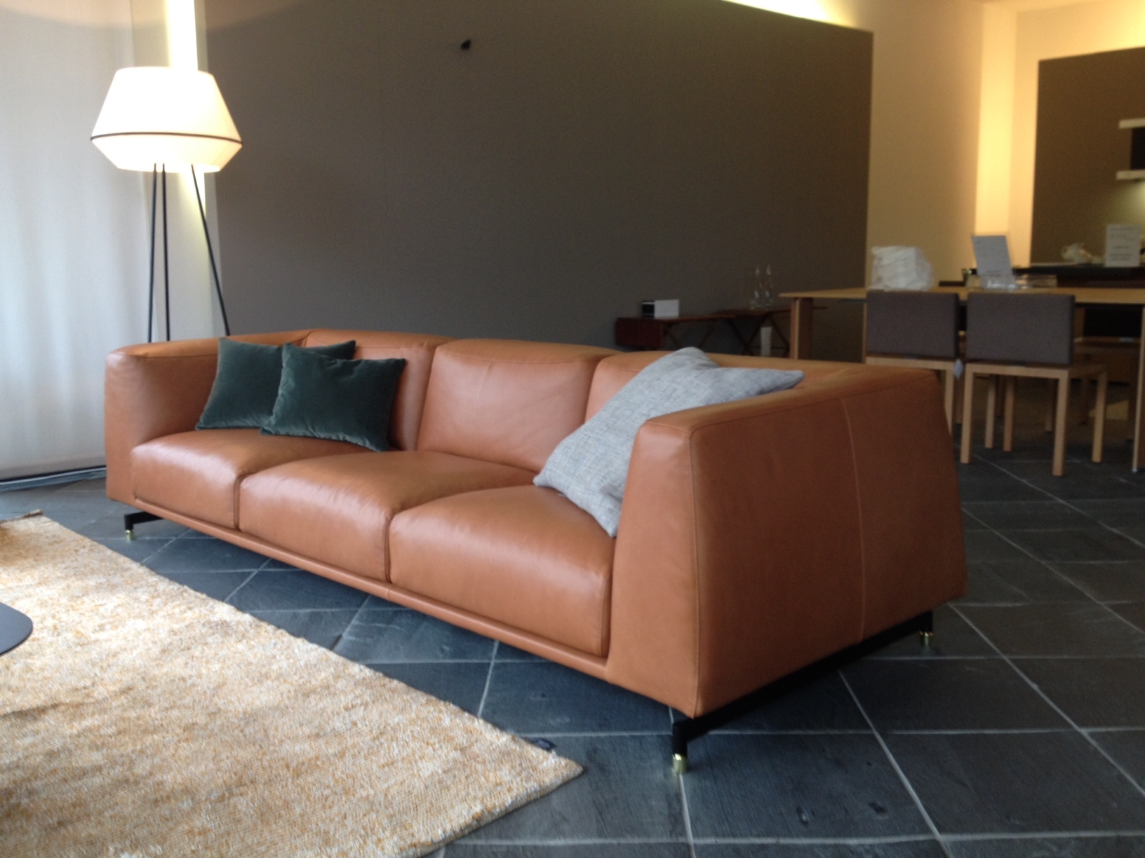 Outlet arredamento como