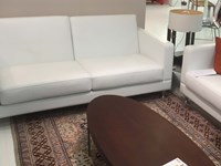 divano Poltrona Xaria scontato del 50% in pelle bianca BOLOGNA