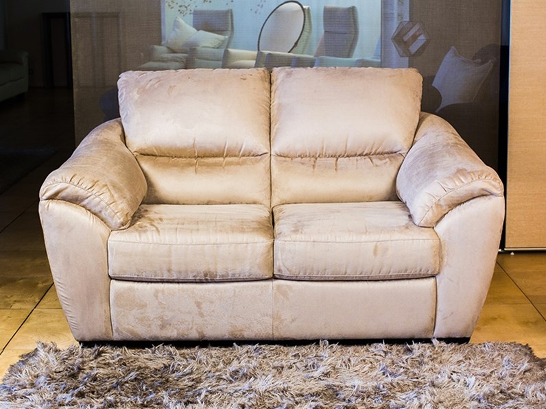 Divano in Microfibra Luna Divani & divani by natuzzi Divano in Microfibra Luna Divani & divani by natuzzi