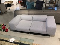 Divano Kartell modello Largo
