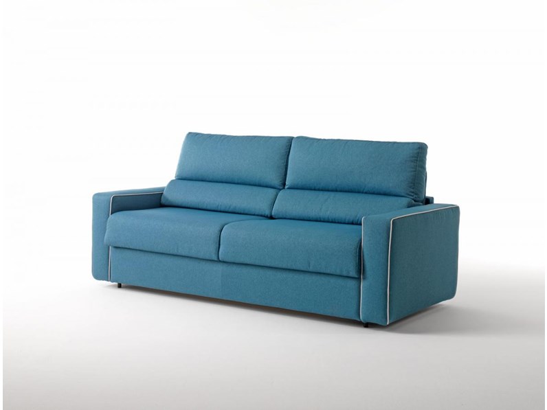 Divano letto 3 posti di Salvetti modello Cinzia scontato del 40 %. Divano letto 3 posti di Salvetti modello Cinzia scontato del 40 %.
