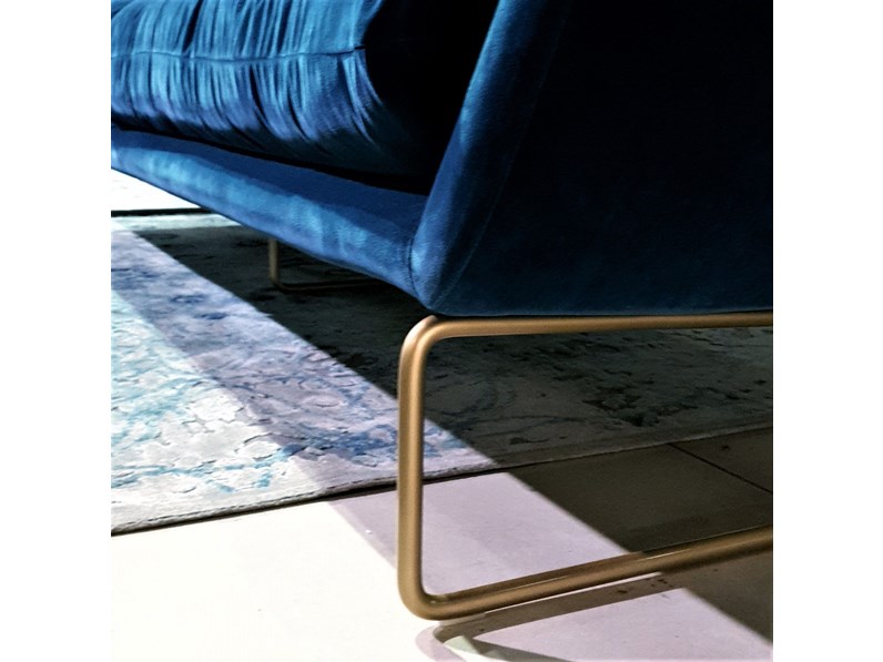 Divano New york suite velluto blu elettrico Saba: SCONTO