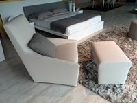 Poltrona con pouf poggiapiedi Haiku Jesse scontato del 40%