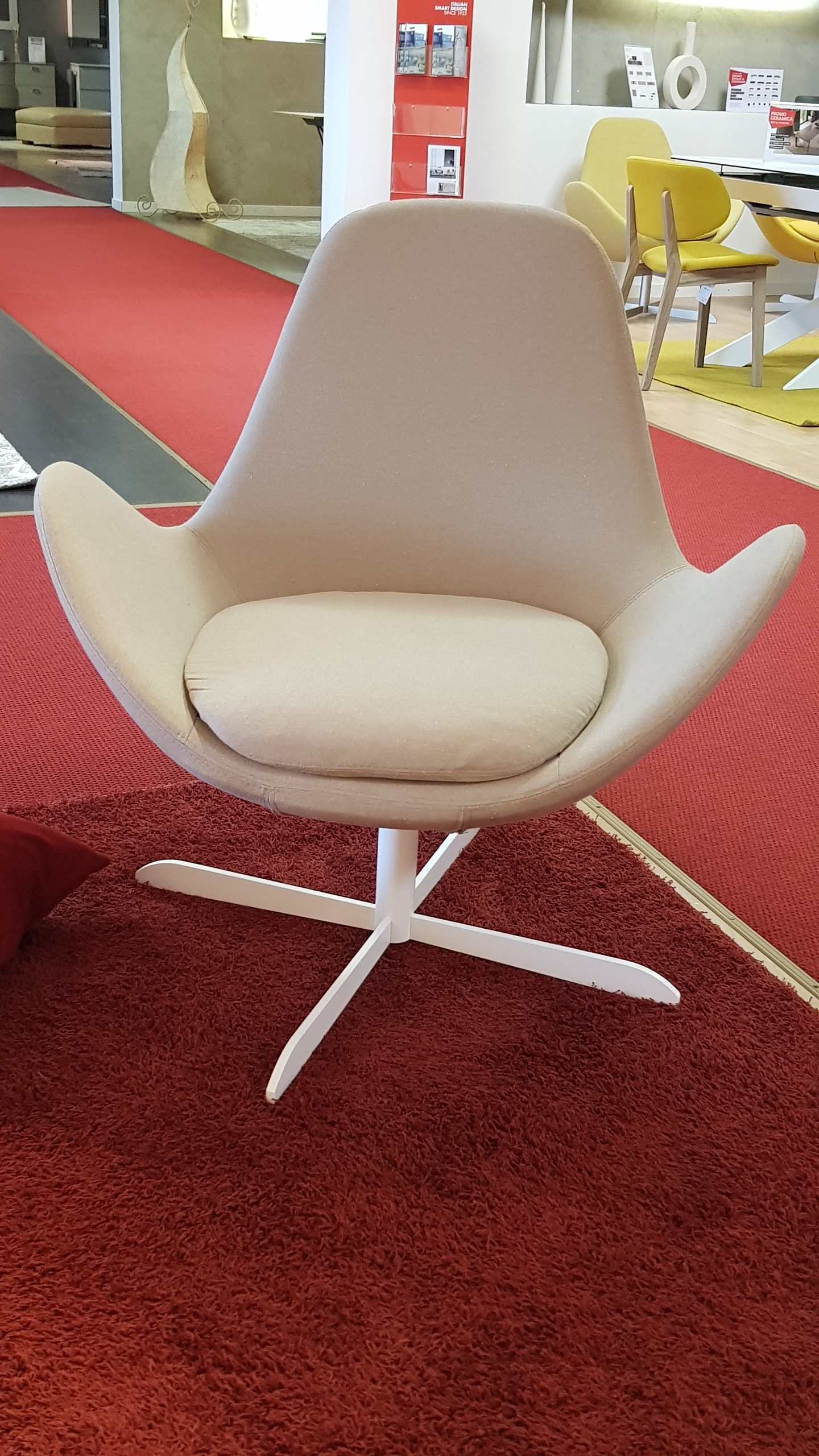 offerta poltrona Electa Calligaris Divani a prezzi scontati