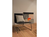 Poltrona modello Isotta di Jesse Sconto del 59%. Poltrona in cuoio nero con basamento in metallo cromato. Offerta Outlet Mobilgross.