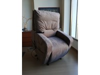 Poltrona relax con meccanismo elettrico
