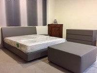 Pouf Doimo Sofas - Metropolitan 90x90 H=43 in pelle Grigio/Beige