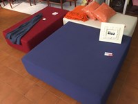 pouf flou quadrato colore blu