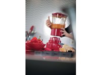 Frullatore KitchenAid modello 5KSB5553EER. Frullatore in metallo e caraffa disponibile in varie colorazioni.