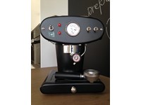 Macchina da caffè macinato X1 Francis, Illy Caffè