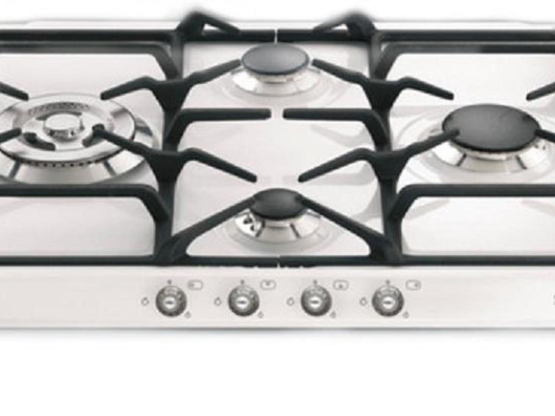 Piano cottura Smeg scontato del 37% Piano cottura Smeg scontato del 37%
