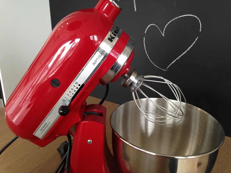 Robot da cucina Artisan, Kitchen Aid, scontato del 40% Robot da cucina Artisan, Kitchen Aid, scontato del 40%