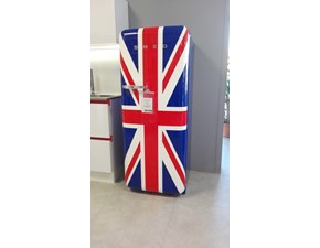 SMEG: PREZZI SCONTATI nei negozi -50% / -60% / -70% SMEG: PREZZI SCONTATI nei negozi -50% / -60% / -70%