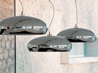 Lampada a sospensione con cupola in acciaio Hublot