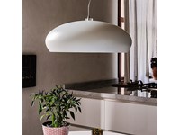 Lampada sospesa Hublot in finitura metallo verniciato bianco opaco