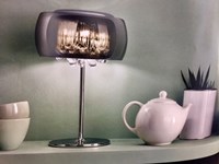 Lampada da tavolo scontata del 25%