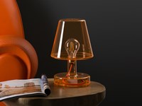 Lampada Fatboy modello Transloetje. Lampada da tavolo a LED disponibile in otto colorazioni differenti.